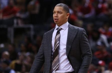  卢顿首次征战英超联赛，主场告捷创造队史纪录