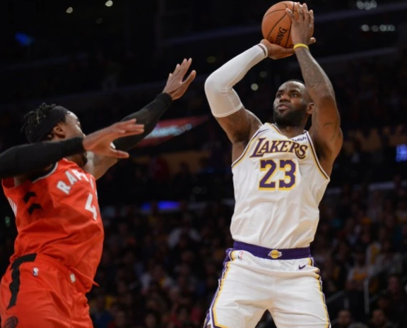  西亚卡姆高效砍分，猛龙击败黄蜂结束对手四连胜态势  